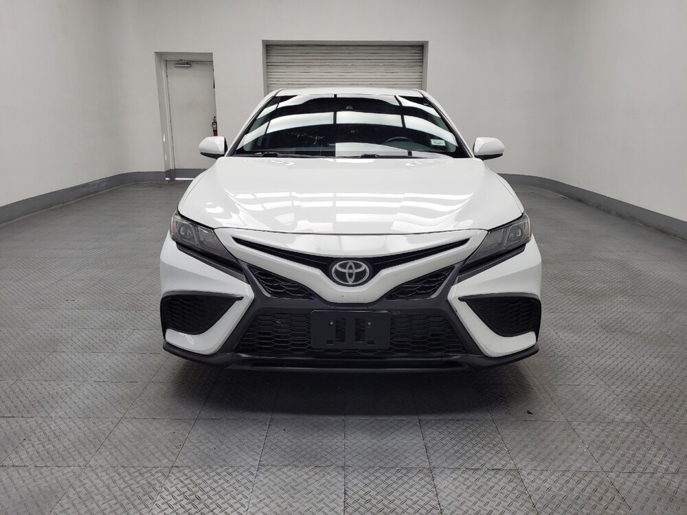 2021 Toyota Camry in Las Vegas, NV 89104 - 18128013 14