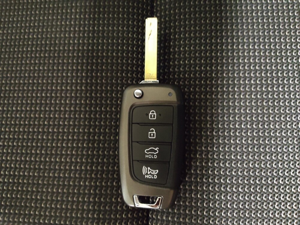 2021 Hyundai Accent in Fayetteville, NC 28304 - 18128022 32