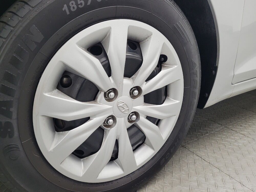 2021 Hyundai Accent in Fayetteville, NC 28304 - 18128022 31