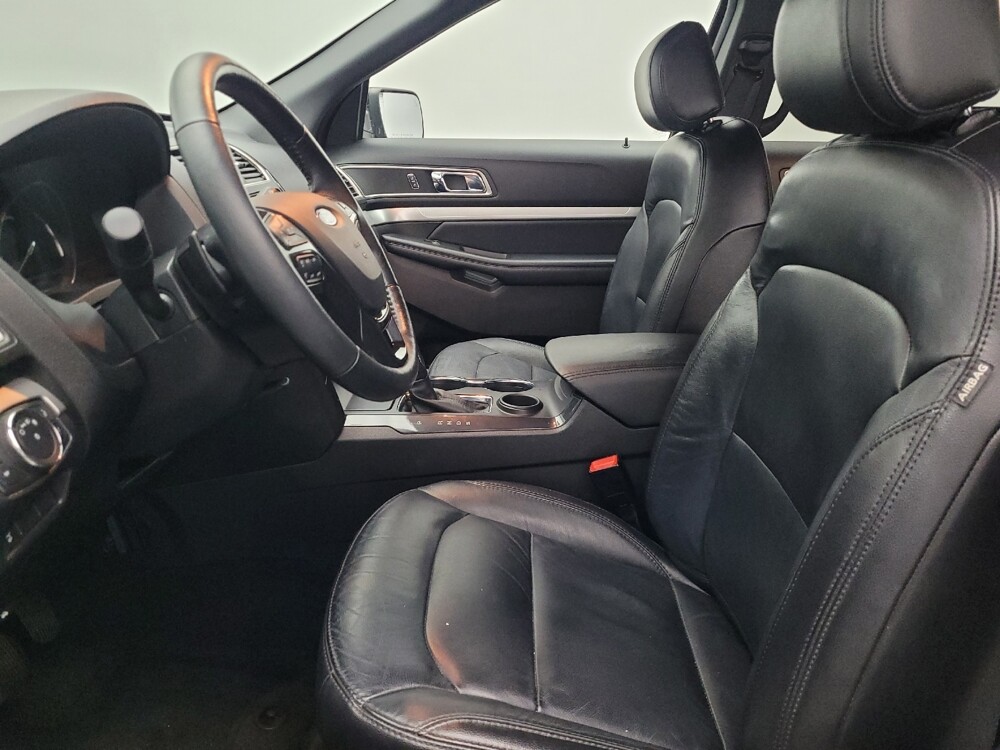 2017 Ford Explorer in Sanford, FL 32773 - 18128025 17