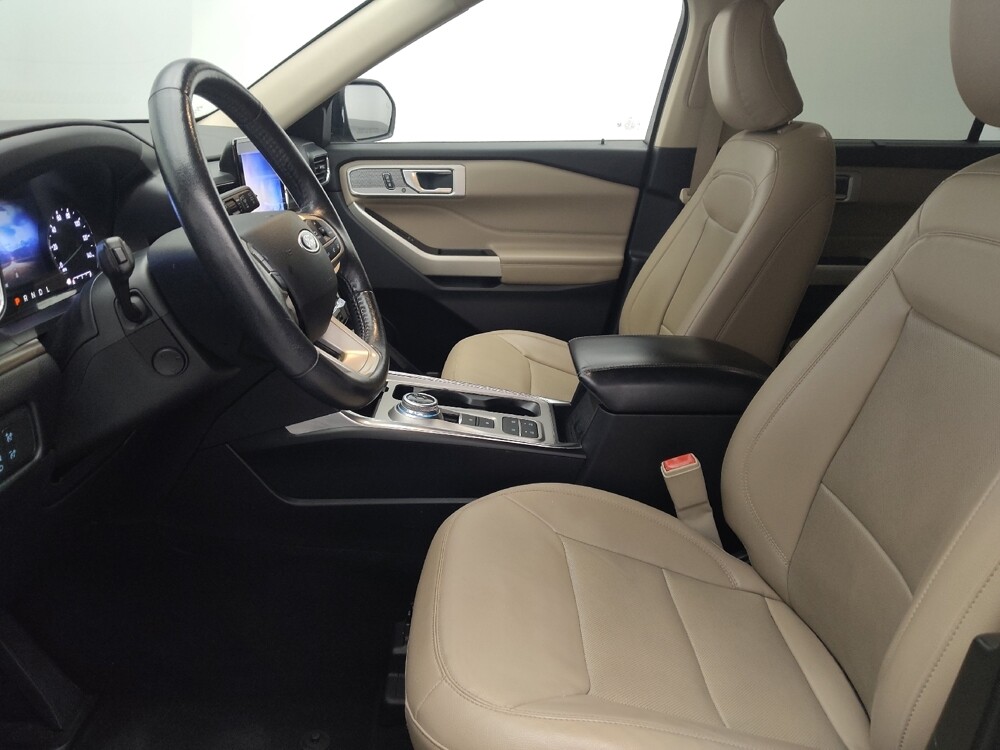 2021 Ford Explorer in Gainesville, FL 32609 - 18128028 17