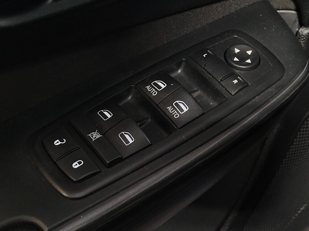 2016 Jeep Cherokee in Pensacola, FL 32505 - 18128030 27