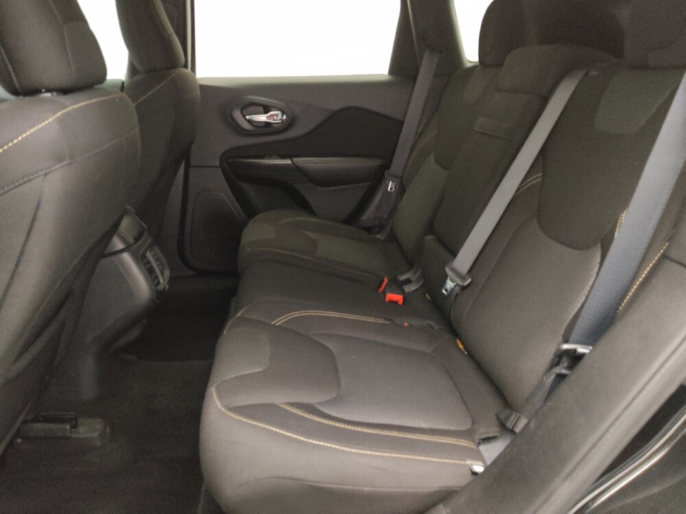 2016 Jeep Cherokee in Pensacola, FL 32505 - 18128030 18