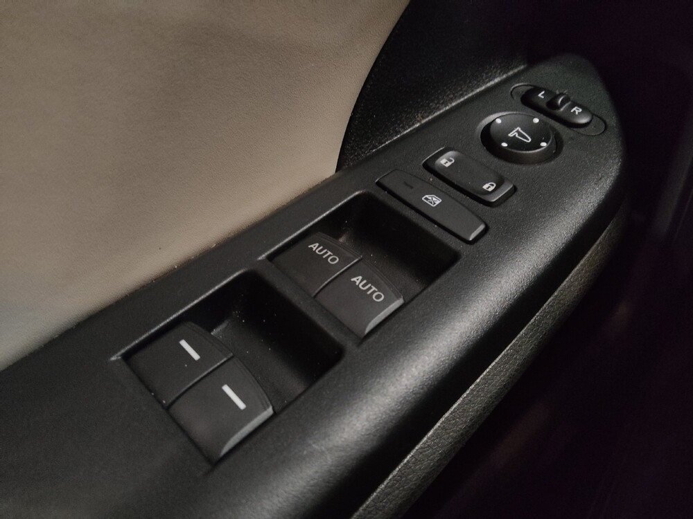 2019 Honda Insight in Savannah, GA 31419 - 18128035 27