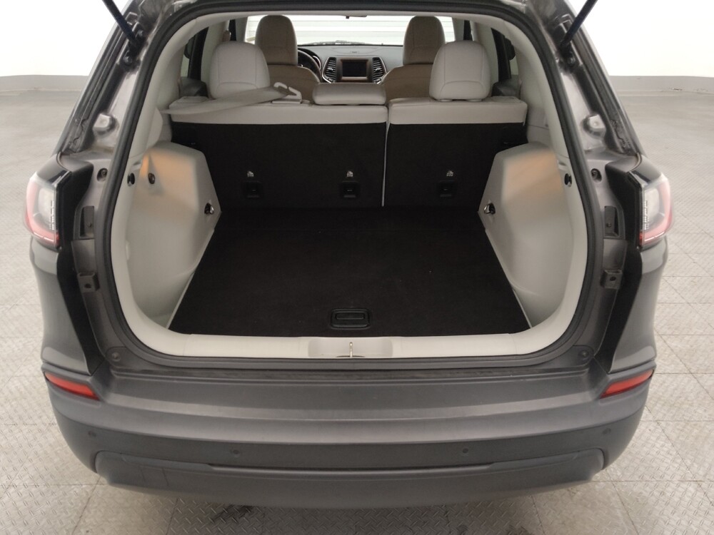 2020 Jeep Cherokee in Jacksonville, FL 32210 - 18128039 29