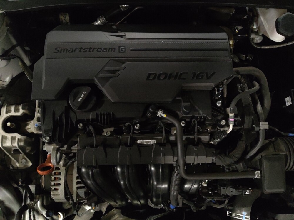 2022 Hyundai Elantra in Orlando, FL 32808 - 18128041 30