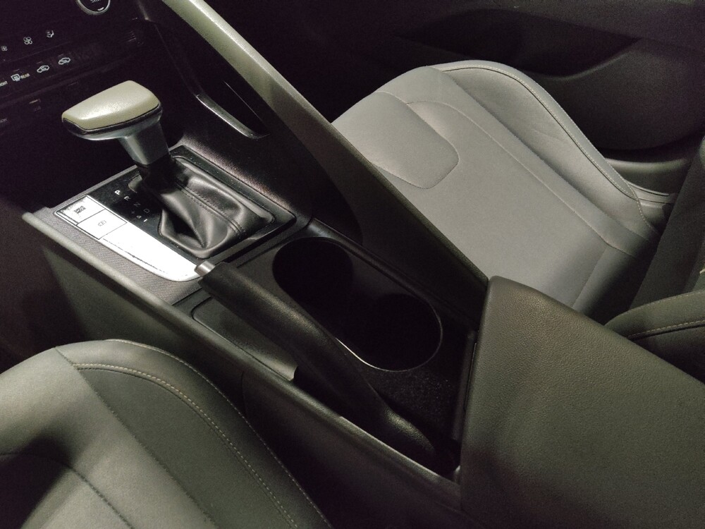 2022 Hyundai Elantra in Orlando, FL 32808 - 18128041 26