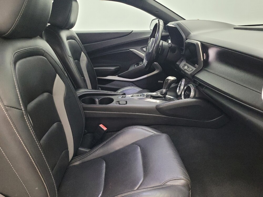 2018 Chevrolet Camaro in Ocala, FL 34471 - 18128045 21