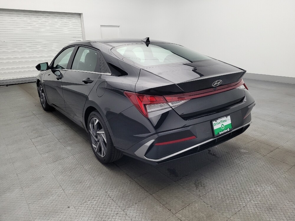 2025 Hyundai Elantra in Savannah, GA 31419 - 18128047 5