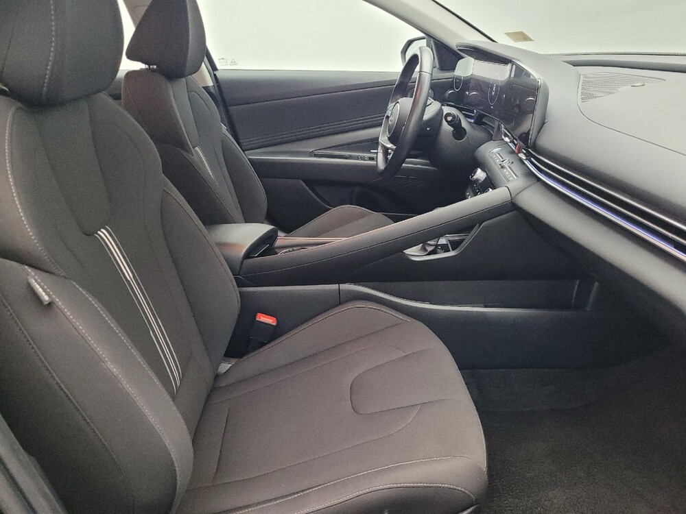 2025 Hyundai Elantra in Savannah, GA 31419 - 18128047 21