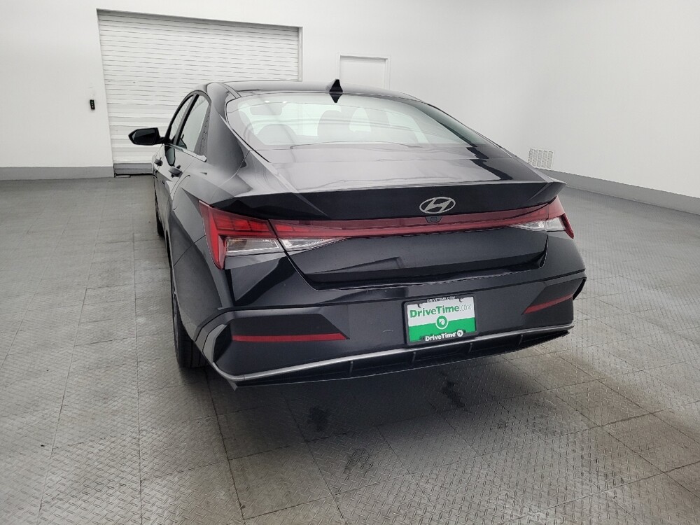 2025 Hyundai Elantra in Savannah, GA 31419 - 18128047 6