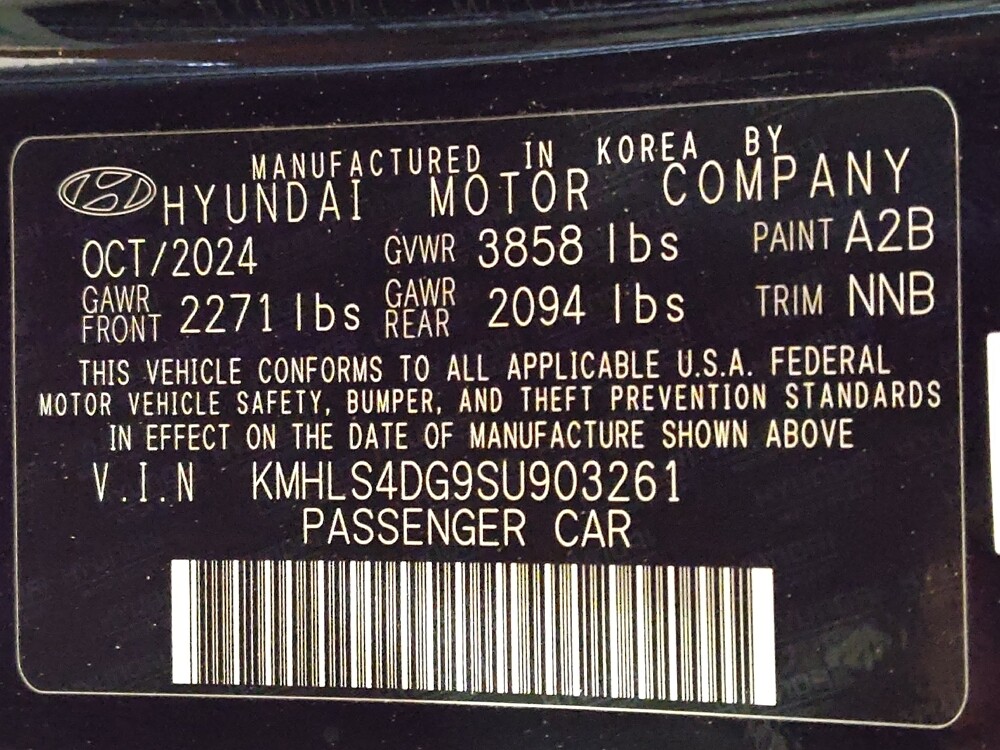 2025 Hyundai Elantra in Savannah, GA 31419 - 18128047 33