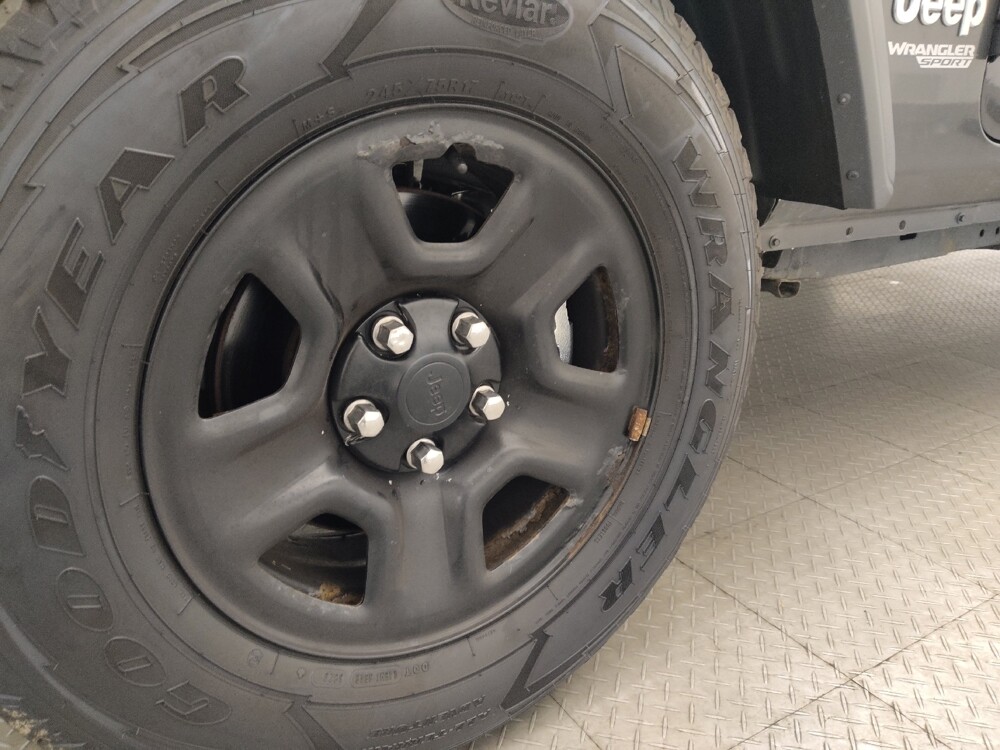 2019 Jeep Wrangler in Gainesville, FL 32609 - 18128048 31