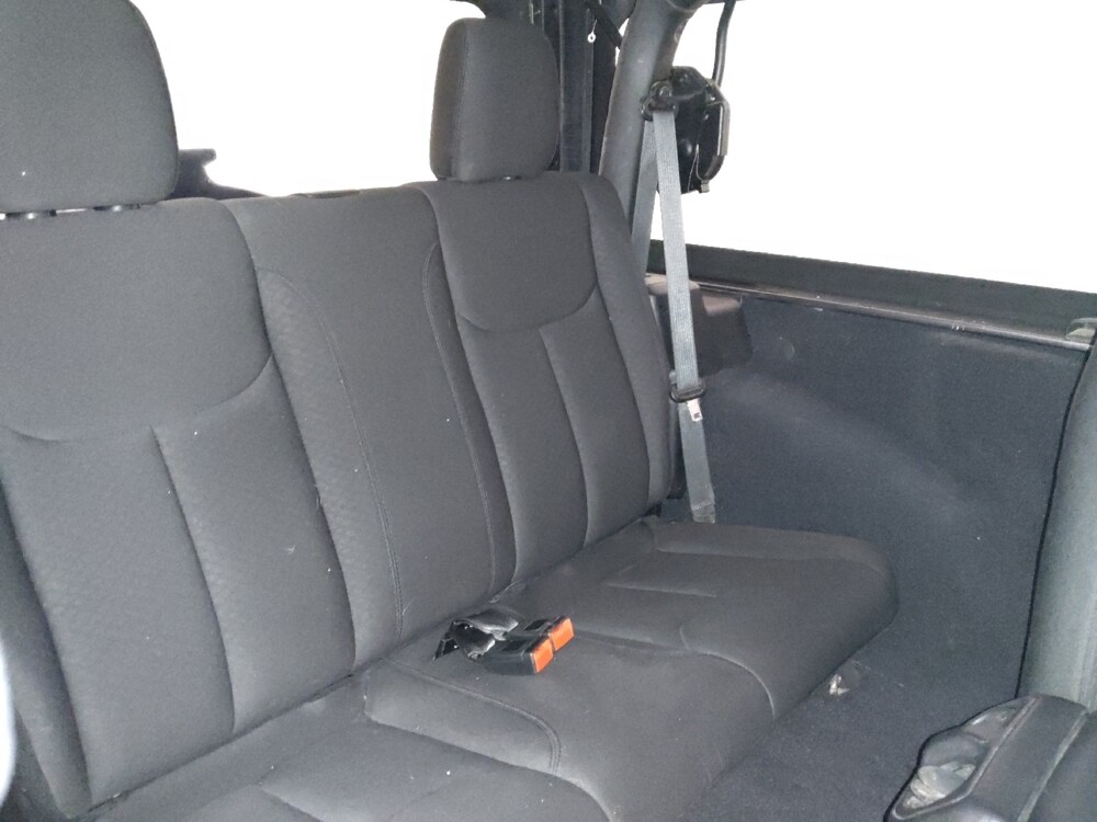 2019 Jeep Wrangler in Gainesville, FL 32609 - 18128048 19