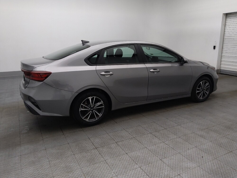 2024 Kia Forte in Jacksonville, FL 32210 - 18128050 10