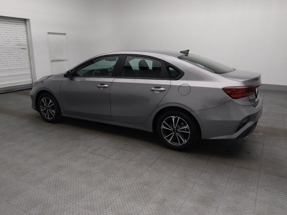 2024 Kia Forte in Jacksonville, FL 32210 - 18128050 3