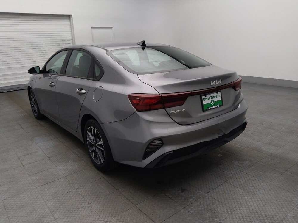 2024 Kia Forte in Jacksonville, FL 32210 - 18128050 5