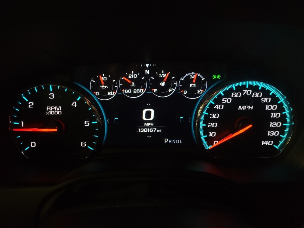 2019 Chevrolet Suburban in Jacksonville, FL 32210 - 18128053 23