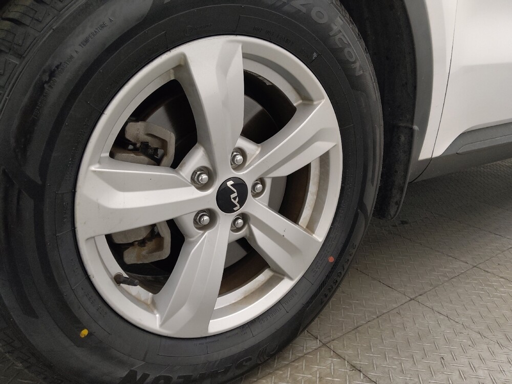 2023 Kia Sorento in Jacksonville, FL 32210 - 18128054 31