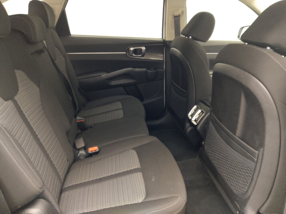 2023 Kia Sorento in Jacksonville, FL 32210 - 18128054 19