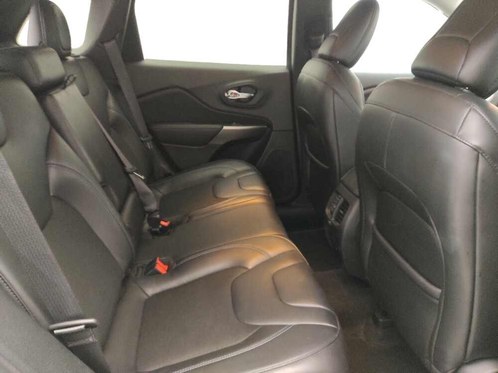 2020 Jeep Cherokee in Savannah, GA 31419 - 18128058 19