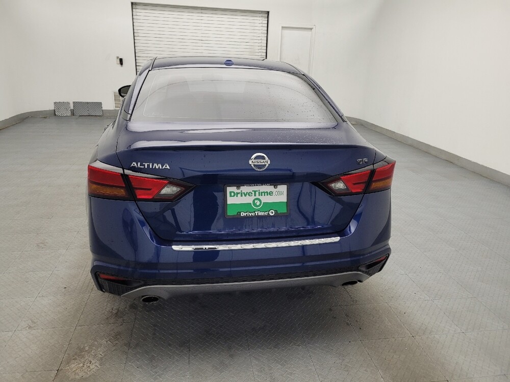 2020 Nissan Altima in Greenville, SC 29607 - 18128070 7