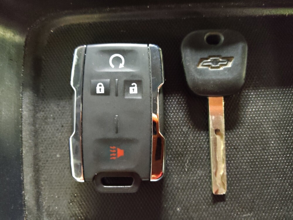 2018 Chevrolet Silverado 1500 in Raleigh, NC 27604 - 18128076 32