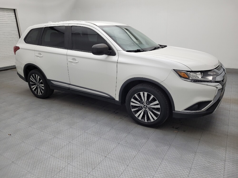 2019 Mitsubishi Outlander in Charlotte, NC 28213 - 18128078 11