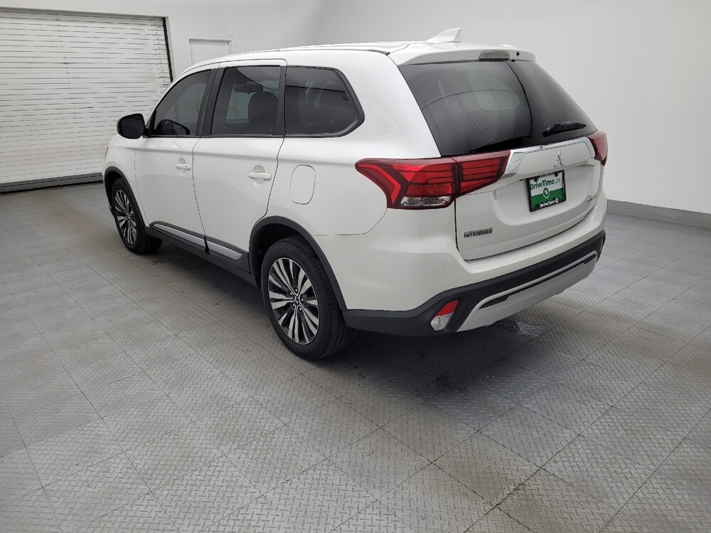 2019 Mitsubishi Outlander in Charlotte, NC 28213 - 18128078 5