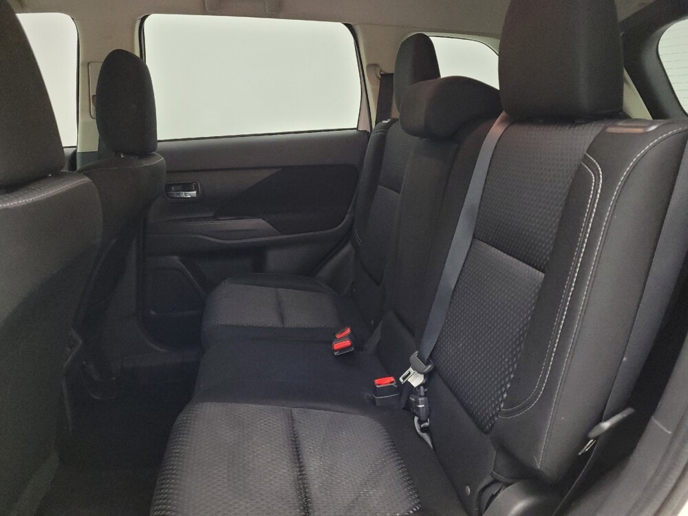 2019 Mitsubishi Outlander in Charlotte, NC 28213 - 18128078 18