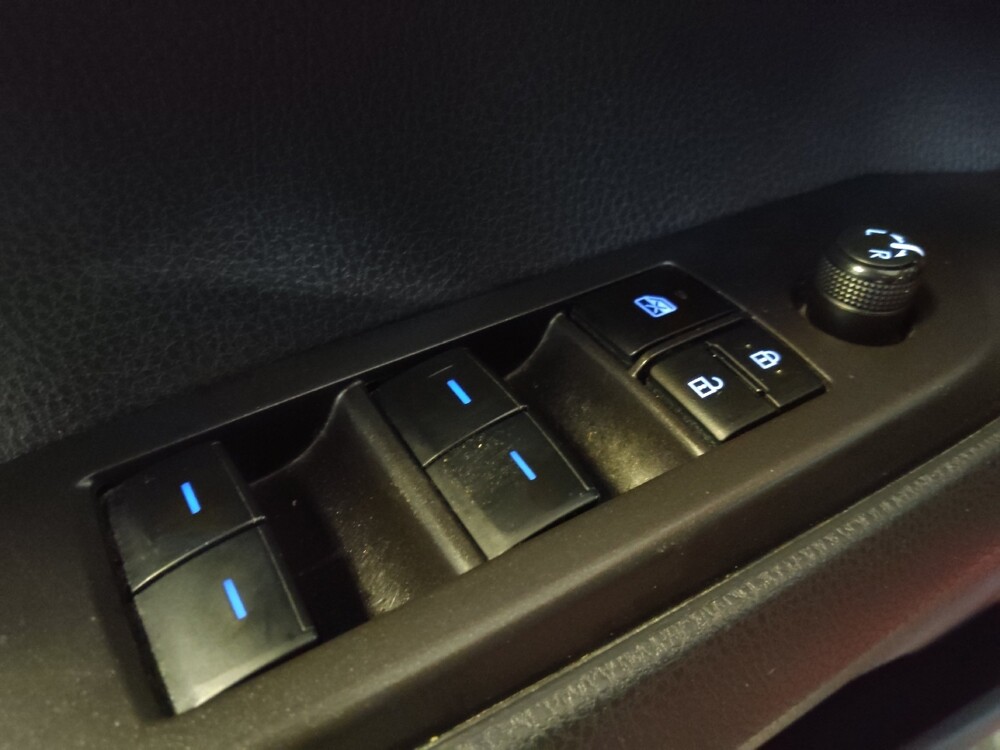 2024 Toyota Camry in Raleigh, NC 27604 - 18128079 27