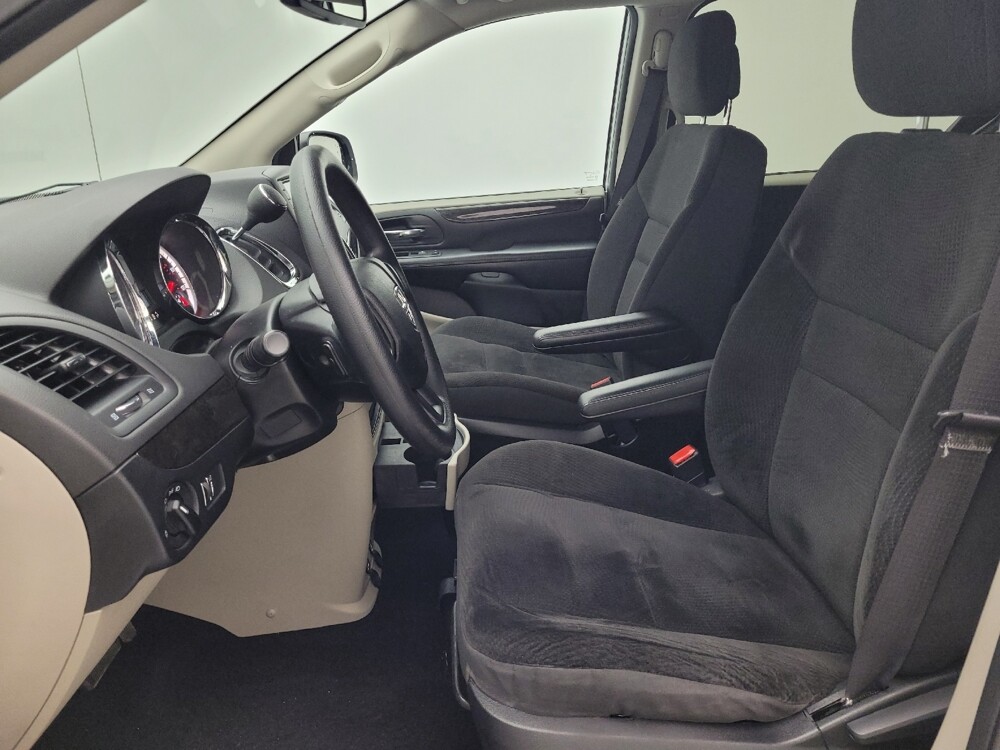 2018 Dodge Grand Caravan in Conway, SC 29526 - 18128080 17