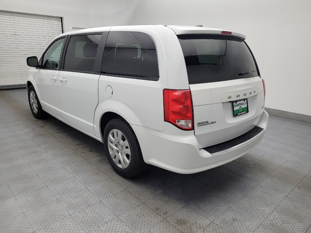 2018 Dodge Grand Caravan in Conway, SC 29526 - 18128080 5