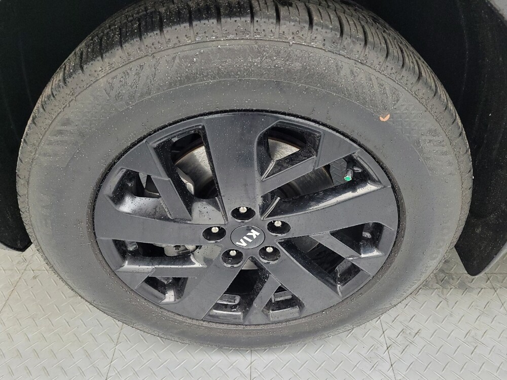 2021 Kia Sorento in Columbia, SC 29210 - 18128082 31