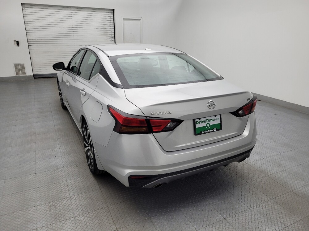 2019 Nissan Altima in Raleigh, NC 27604 - 18128084 5
