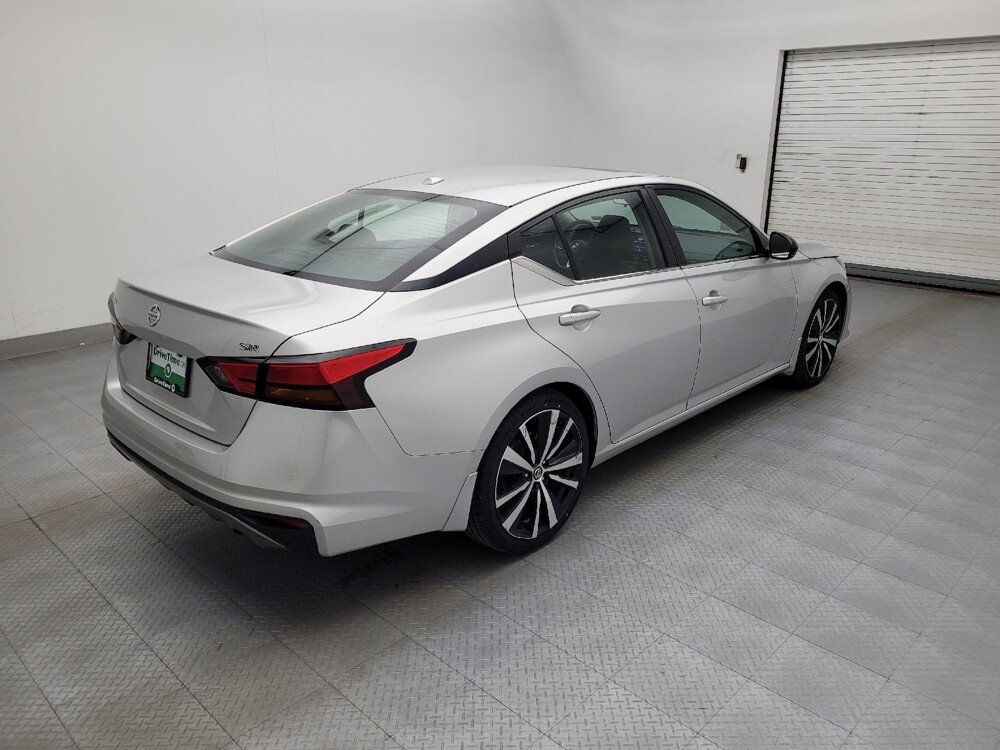 2019 Nissan Altima in Raleigh, NC 27604 - 18128084 10