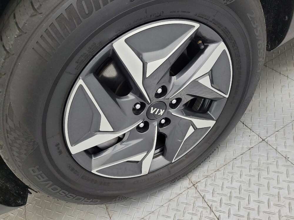 2021 Kia Sorento in Raleigh, NC 27604 - 18128087 31