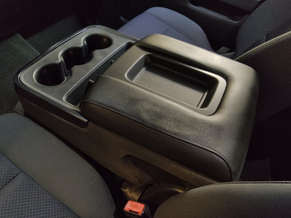 2018 Chevrolet Silverado 1500 in Greenville, SC 29607 - 18128093 26