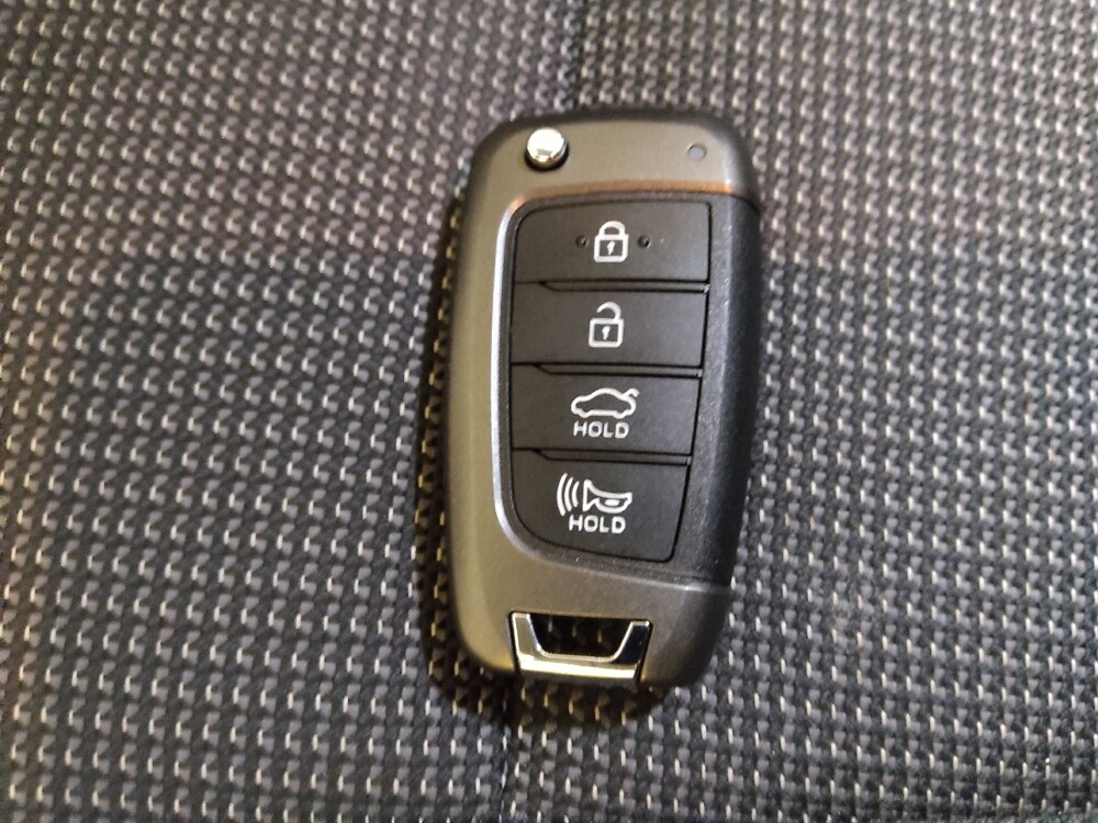 2019 Hyundai Accent in Greenville, SC 29607 - 18128094 32