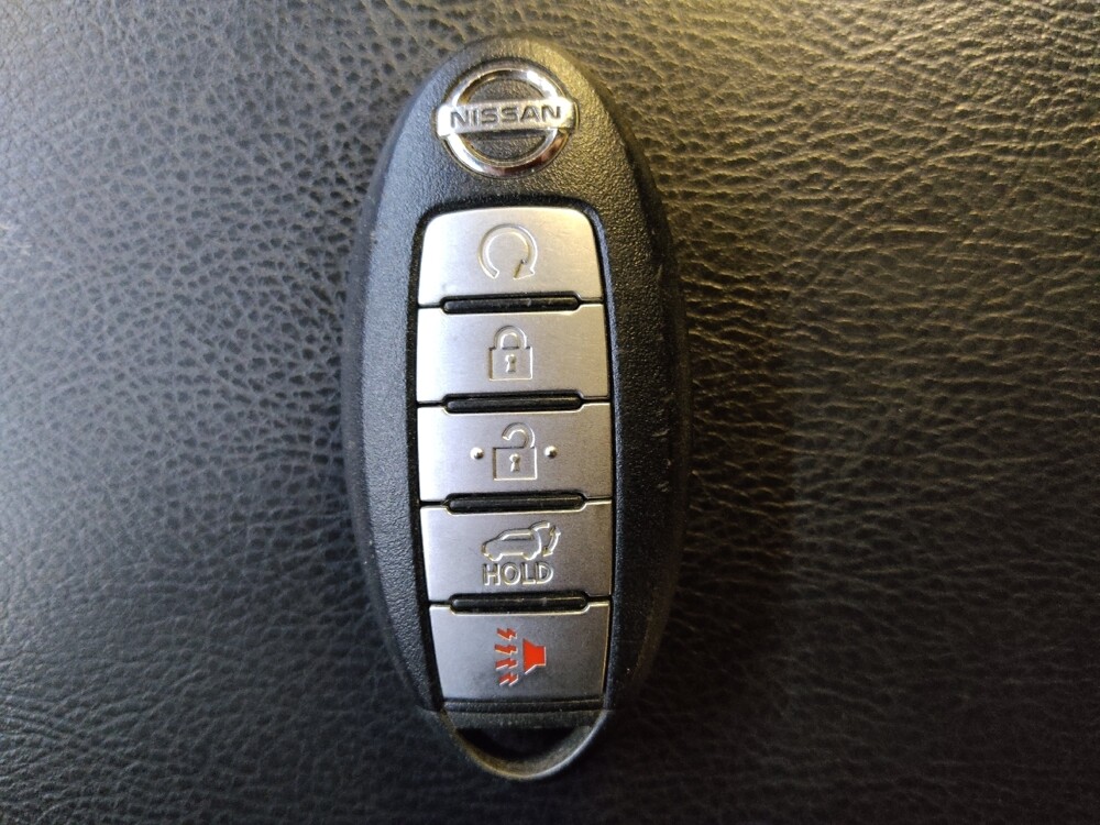 2018 Nissan Pathfinder in Conway, SC 29526 - 18128097 32