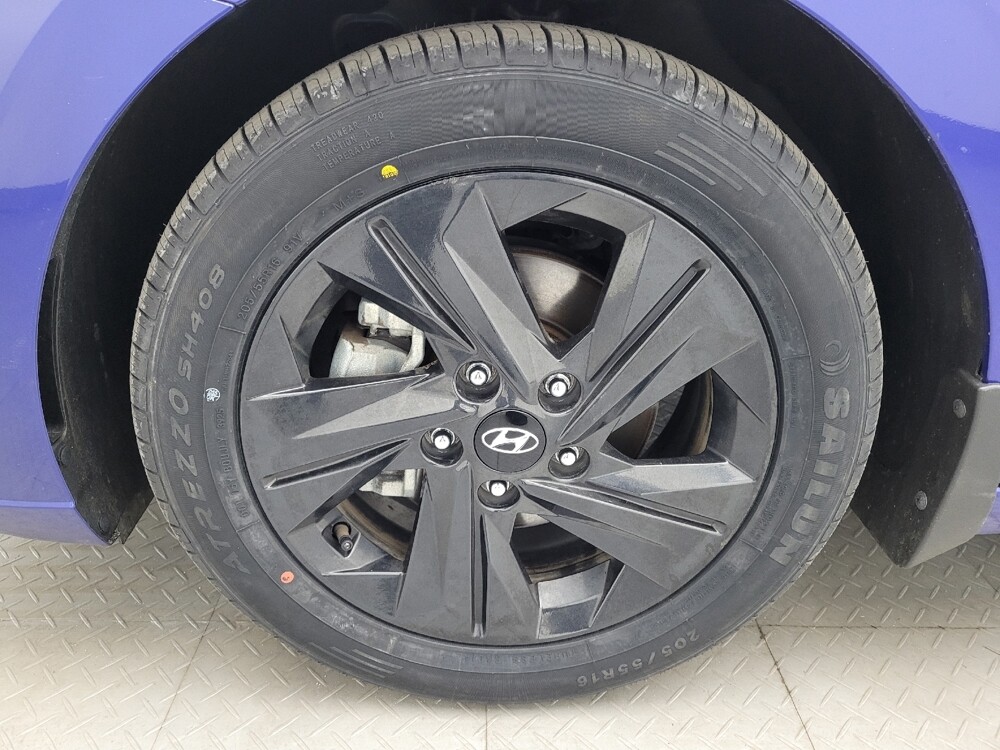 2023 Hyundai Elantra in Columbia, SC 29210 - 18128100 31