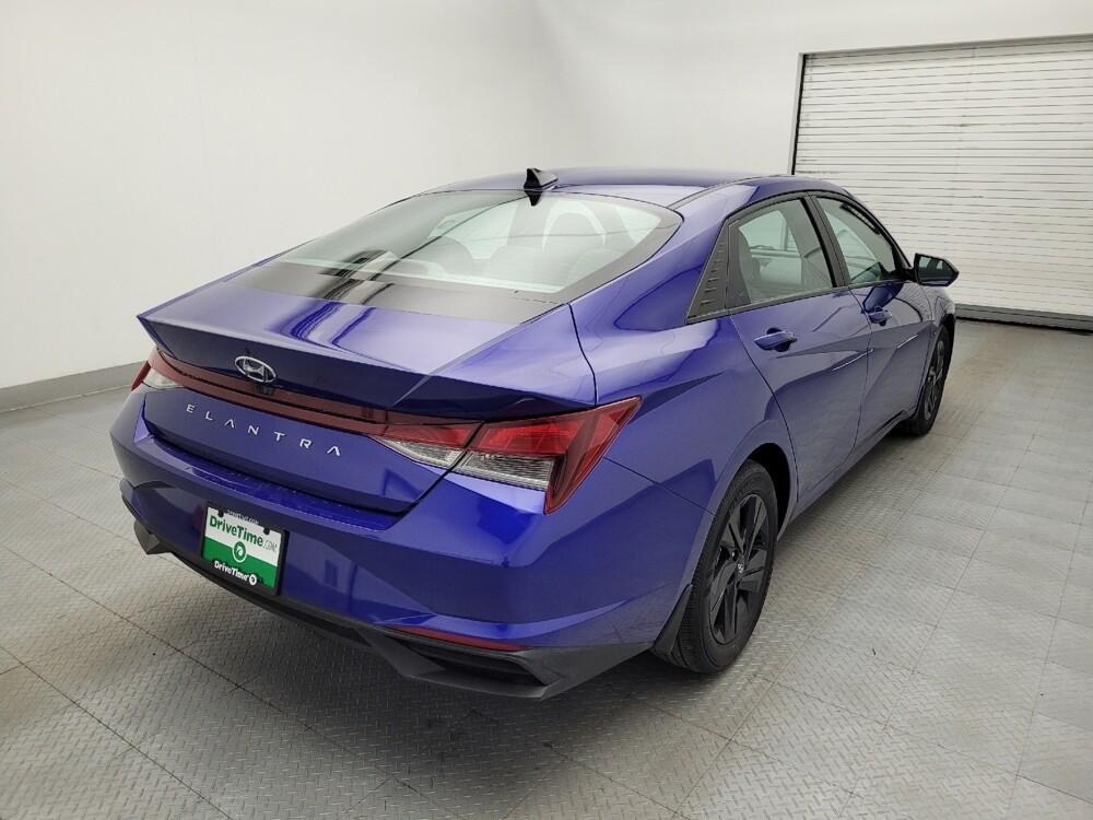 2023 Hyundai Elantra in Columbia, SC 29210 - 18128100 9