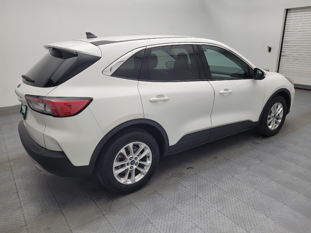 2021 Ford Escape in Greenville, SC 29607 - 18128102 10