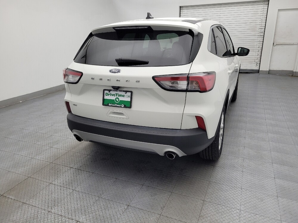 2021 Ford Escape in Greenville, SC 29607 - 18128102 7