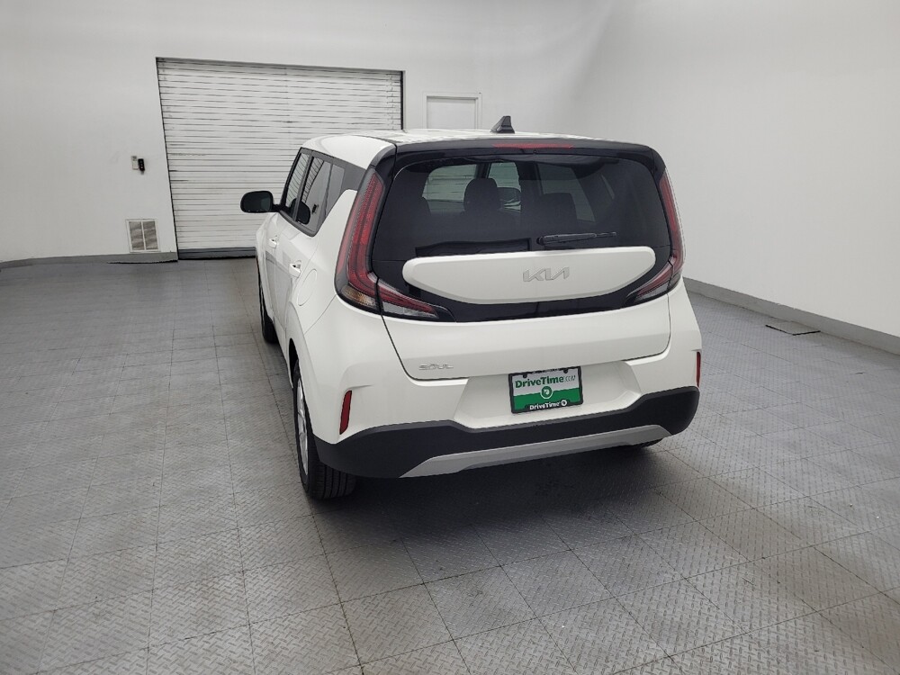 2025 Kia Soul in Greenville, SC 29607 - 18128107 6