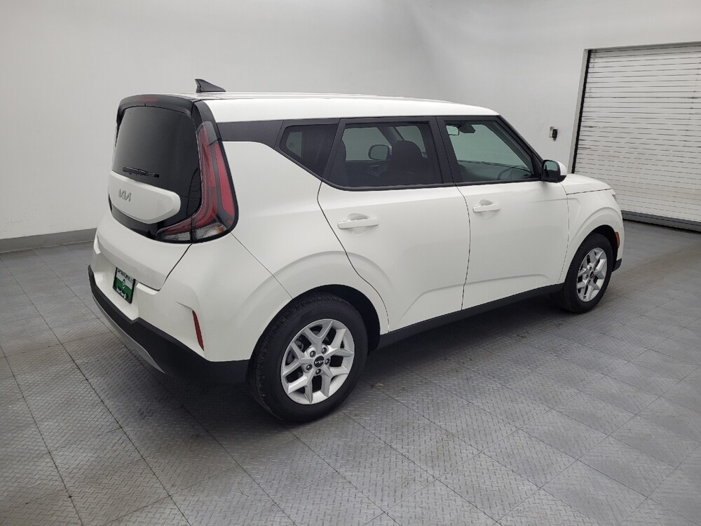 2025 Kia Soul in Greenville, SC 29607 - 18128107 10