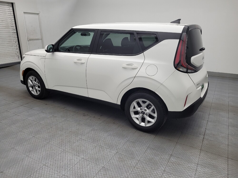 2025 Kia Soul in Greenville, SC 29607 - 18128107 3