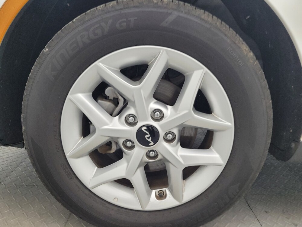 2025 Kia Soul in Greenville, SC 29607 - 18128107 31