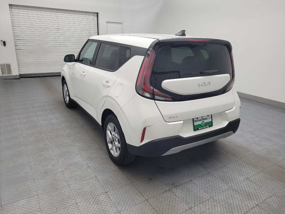 2025 Kia Soul in Raleigh, NC 27604 - 18128112 5