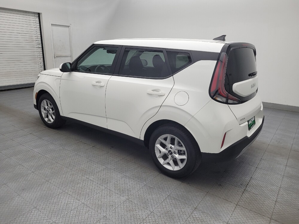 2025 Kia Soul in Raleigh, NC 27604 - 18128112 3